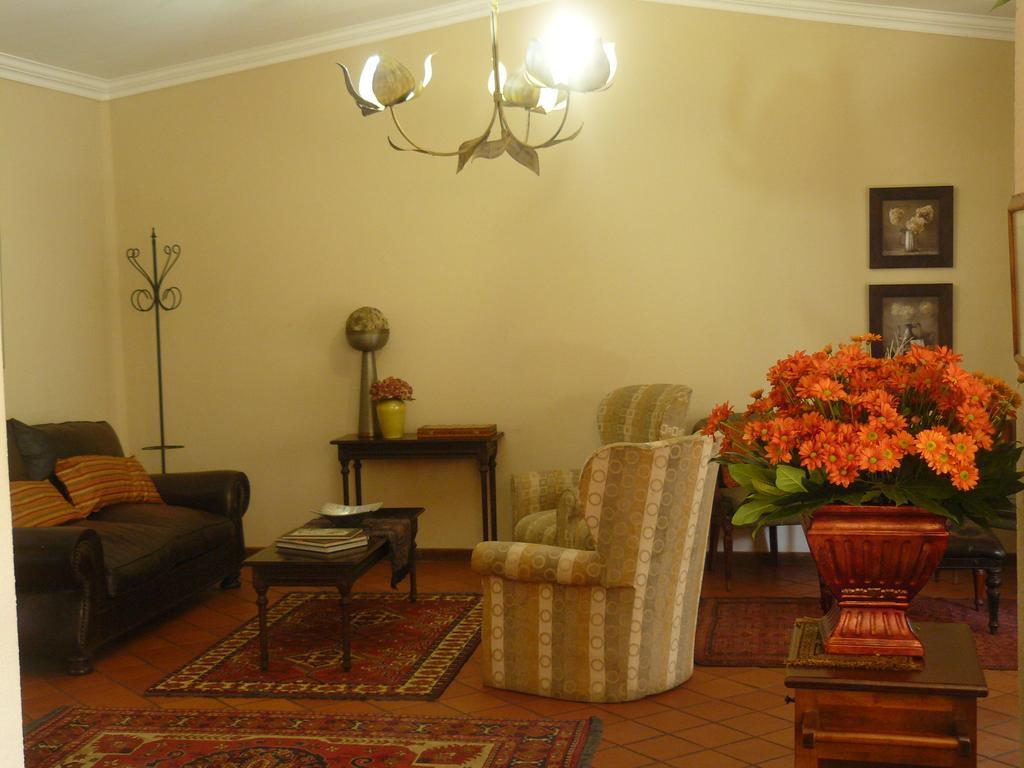 Villa Jana Guesthouse Pretoria-Noord Exterior foto